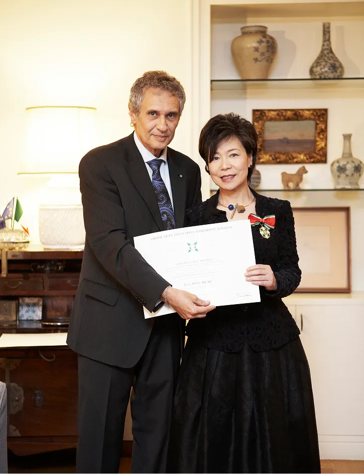 2008 — 이탈리아 최고 문화훈장